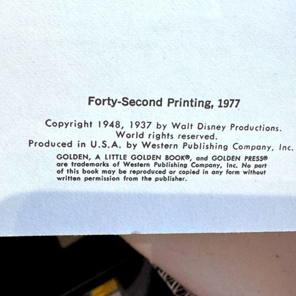 📚Vintage Cute 1978 Snow White and the Seven Dwarfs Little Golden Book for Kids - Picture 8 of 16